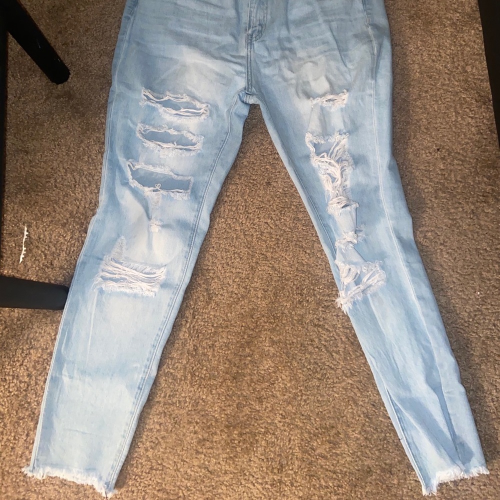 Light skinny jeans